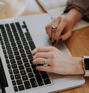 a02af8d6e589c1bfcf921637d593fb12261a03f9